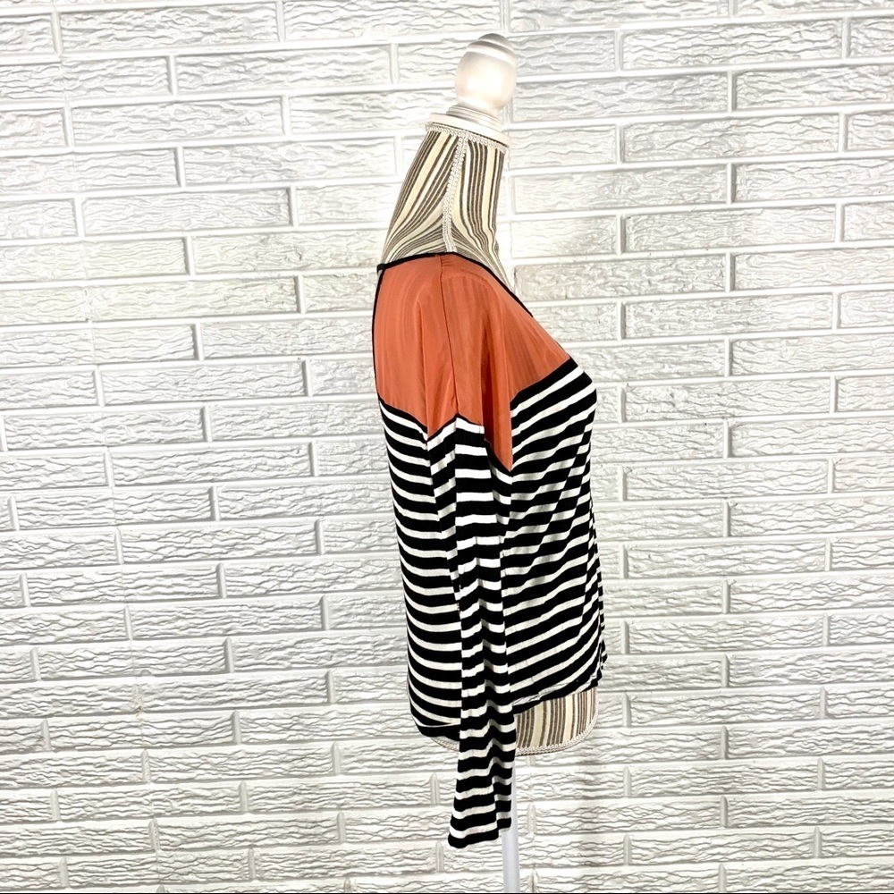 Striped Top w/Sheer Coral Neckline Open Back - Picture 4 of 8